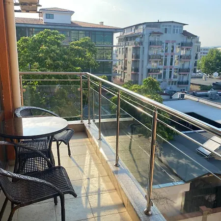 Апартамент В К.К Слънчев Бряг Apartament